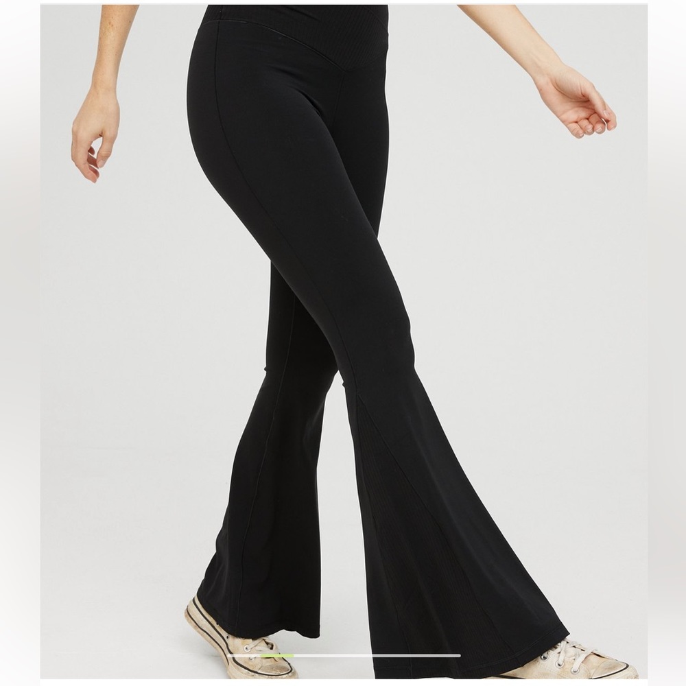 Aerie cross-over flare leggings